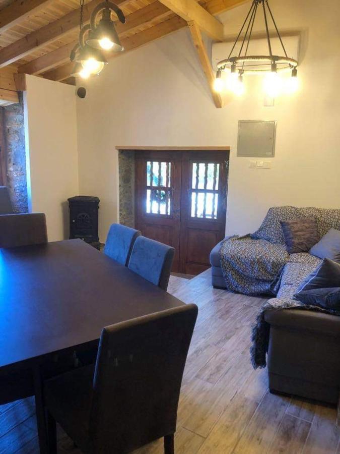 To Spiti Tou Faliari Platanistasa Екстер'єр фото